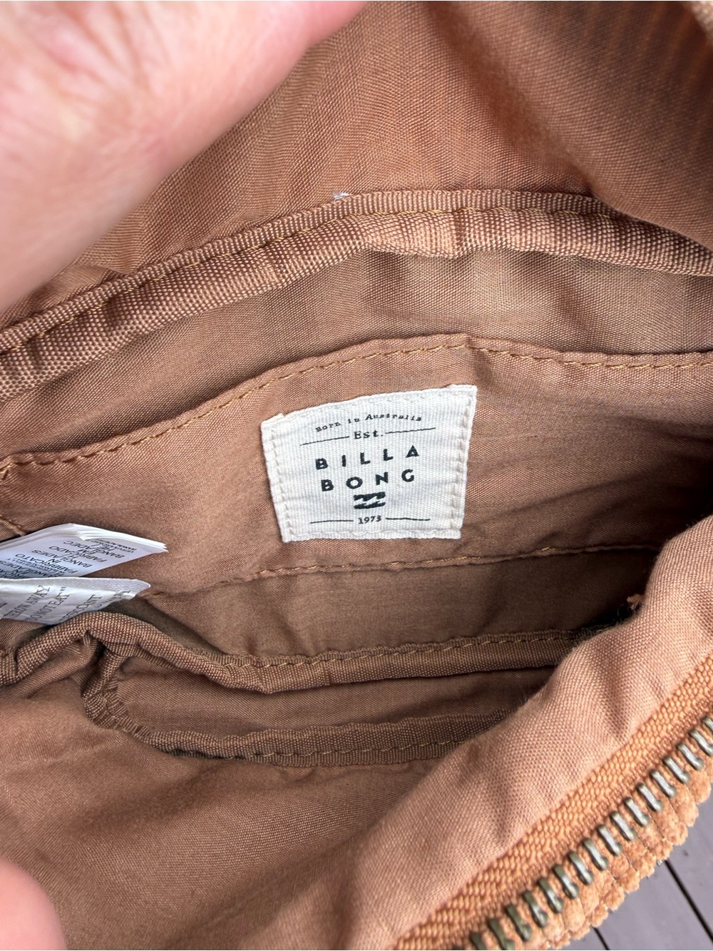 Billabong Corduroy Fanny Pack - Picture 3 of 3